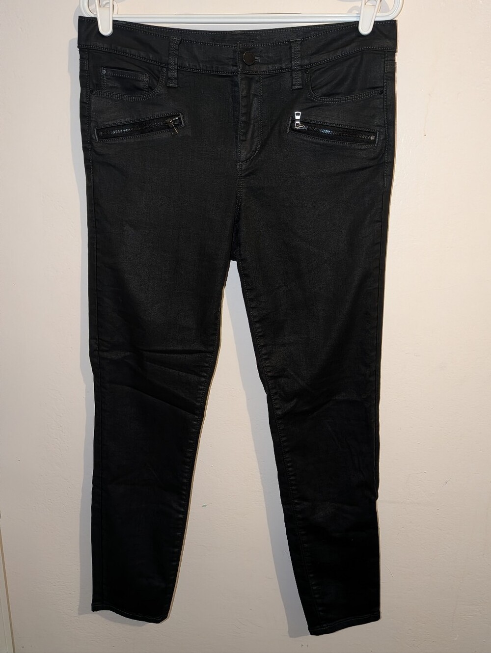 Ann Taylor Black Skinny Jeans with Zip Pocket Details Size 10